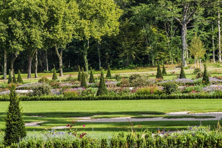Rénovation de jardin à Châteaudun : transformez vos extérieurs